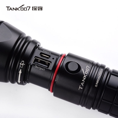 TANK007探客可充電執(zhí)勤，執(zhí)法，巡邏遠射防水戶外超亮LED電筒UC20